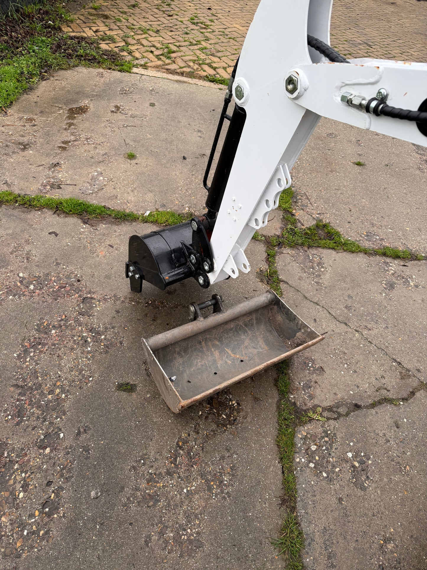 Nieuwe 1 ton minigraver diesel direct inzetbaar marge prijs