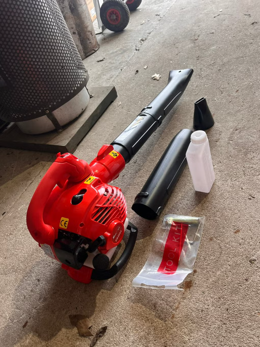 Compacte hand bladblazer benzine met diverse opzetstukken