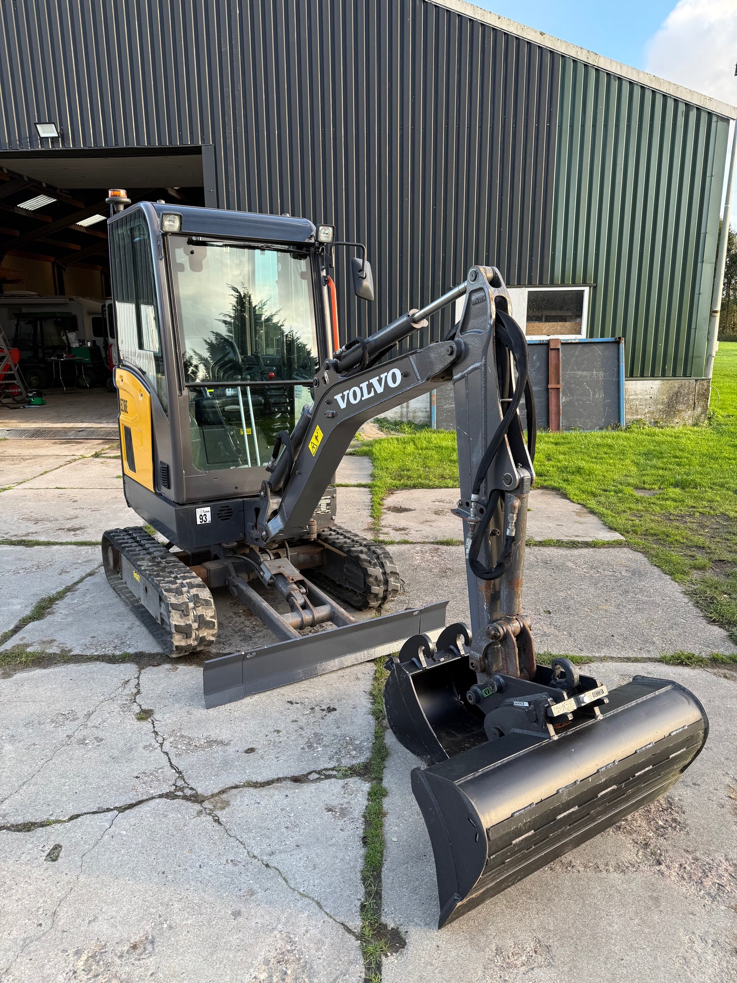 Volvo EC18E Minigraver – Bouwjaar 2021 – Slechts 811 uur - BTW machine