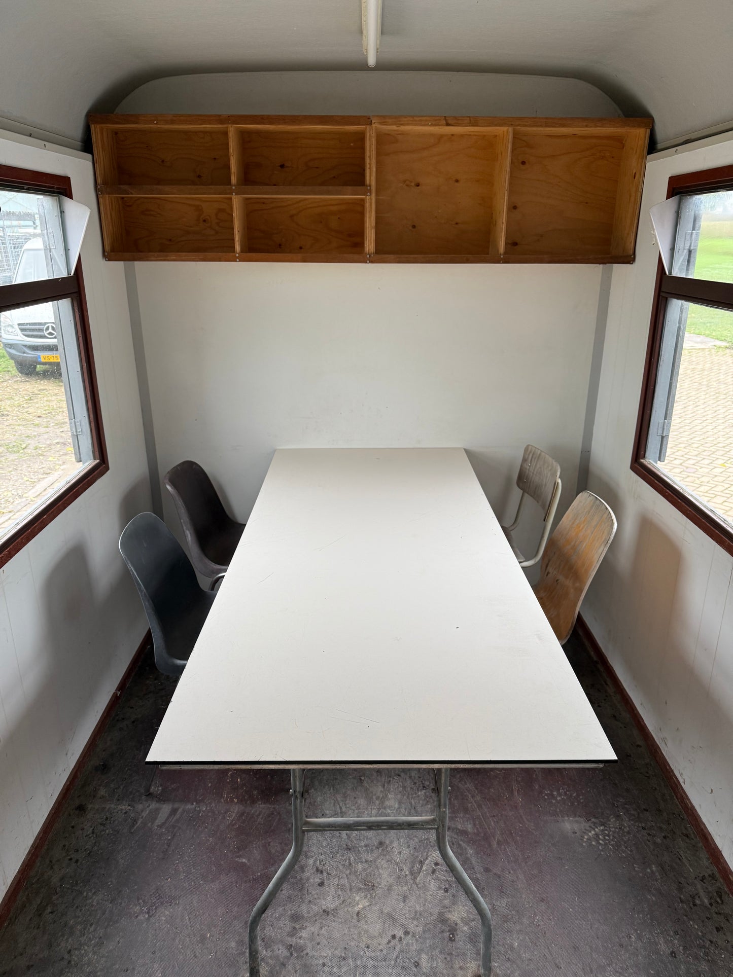 Schaftkeet - stratenmaker - hovenier - agri - infra - goede staat incl aggregaat