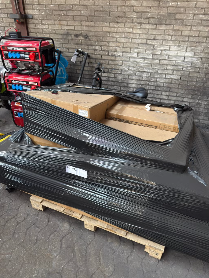 Werkplaatsinrichting incl gereedschapswagen 405 x 202