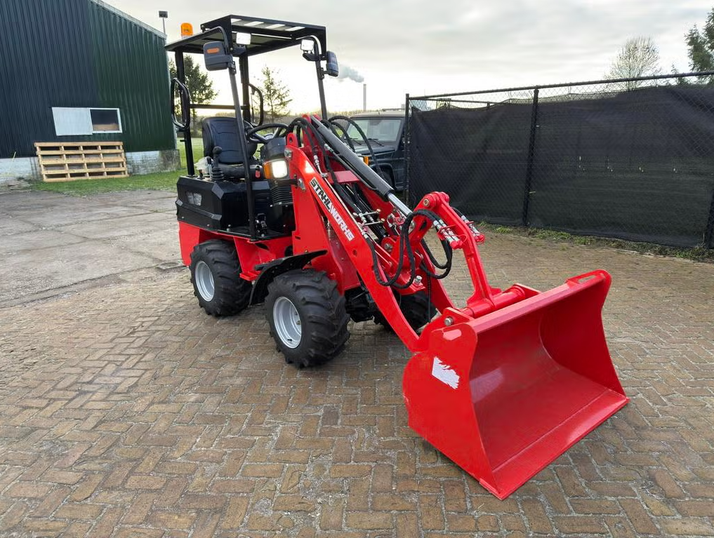 Stahlworks Shovel R906 incl extra functies op de giek