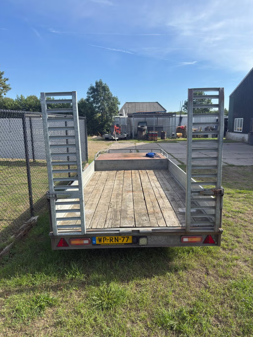 Verdonk semi dieplader schamelwagen met oplooprem en oprijplaten