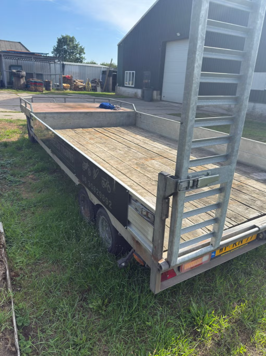 Verdonk semi dieplader schamelwagen met oplooprem en oprijplaten